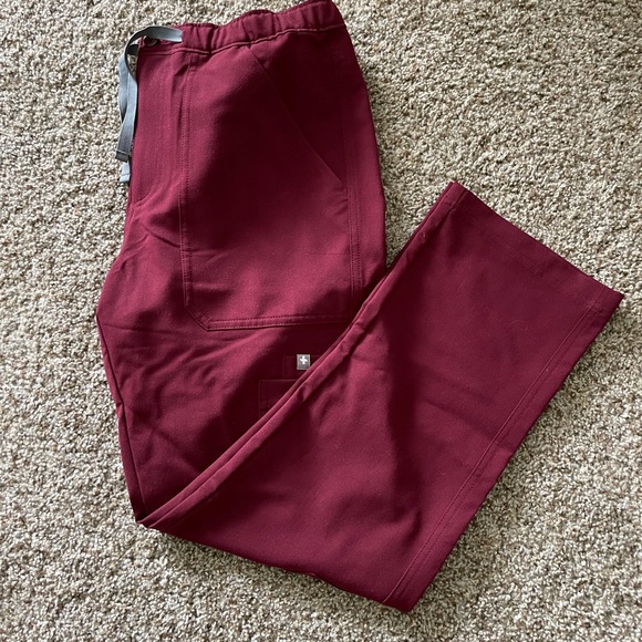 Figs Pants - FIGS Scrub Pants (Cairo Cargo Pant)